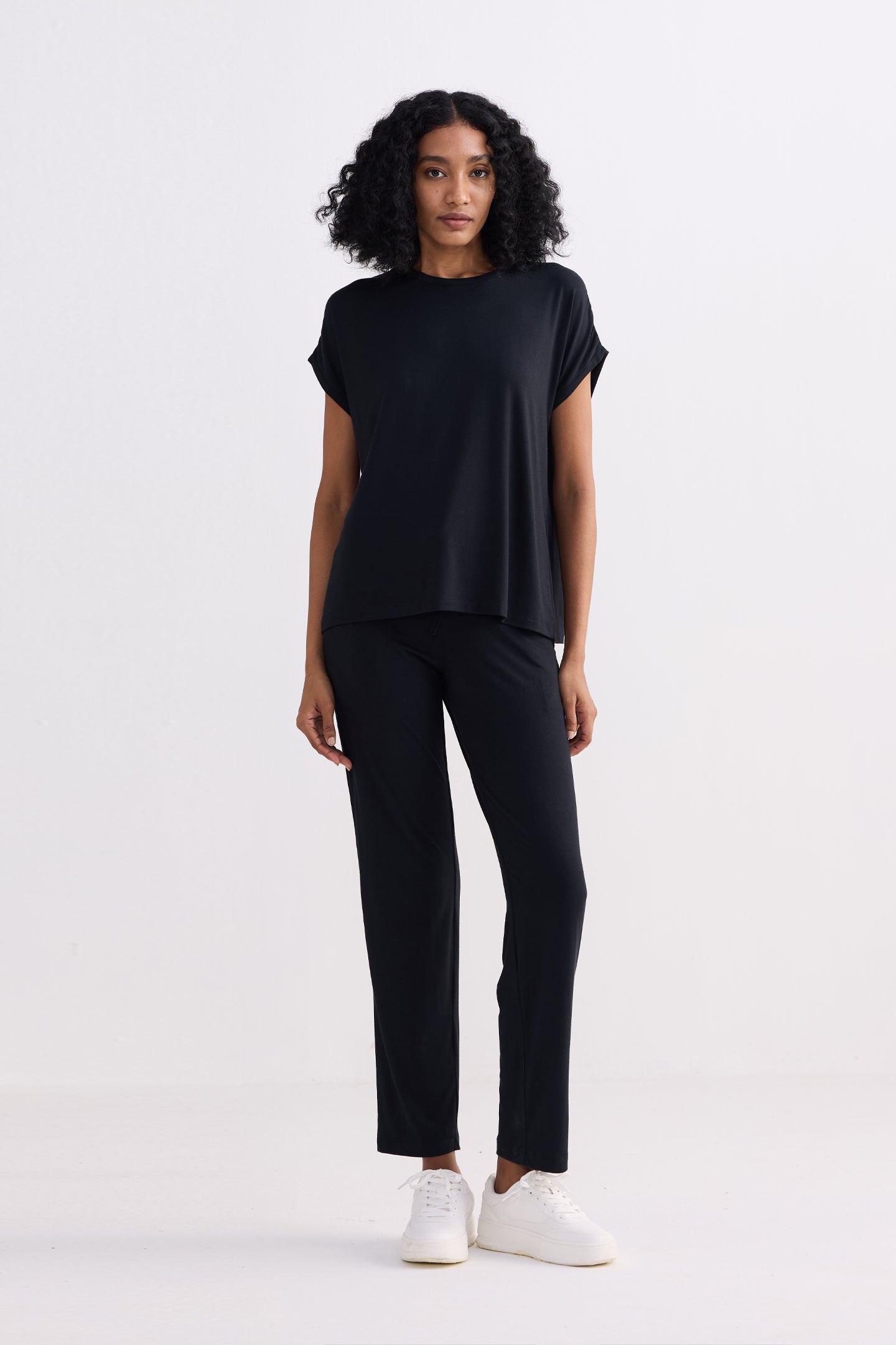Reistor Relaxed Tee Set in Black