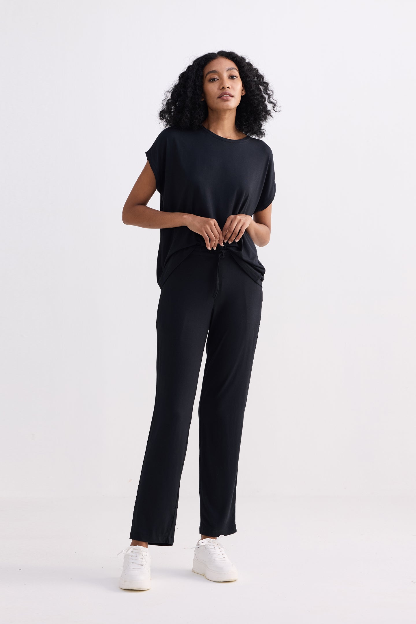 Reistor Relaxed Tee Set in Black