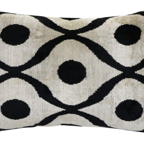 Canvello Luxury Decorative Black White Throw Pillow | 16 X 24 In (40 X 60 Cm)