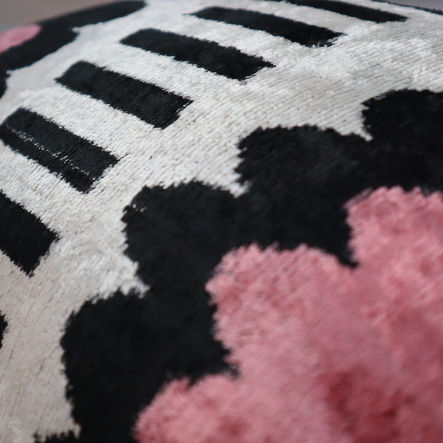 Canvello Luxury Decorative Pink Black White Throw Pillow | 16 X 24 In (40 X 60 Cm)