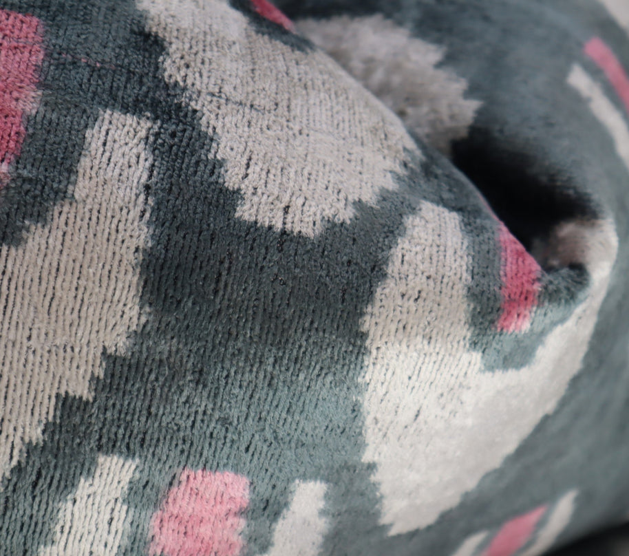 Canvello Luxury Gray Pink Pillow For Couch | 16 X 24 In (40 X 60 Cm)