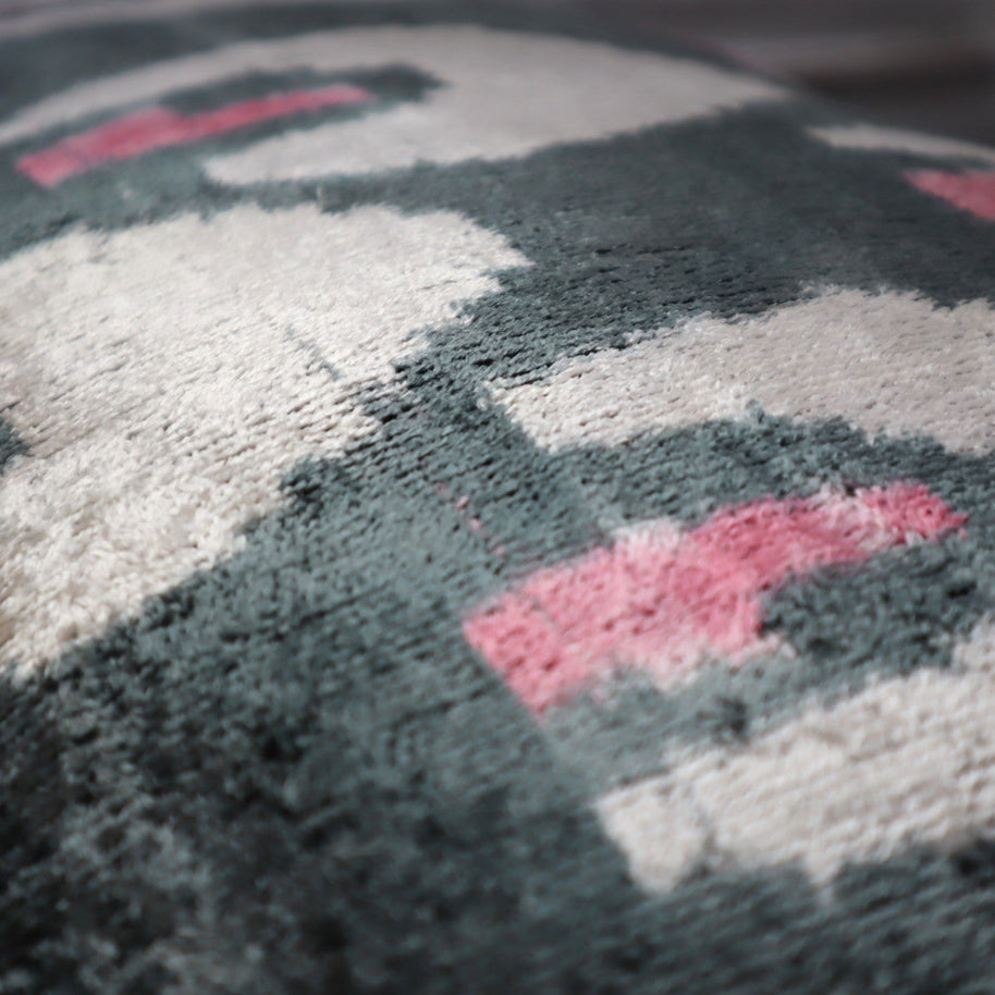 Canvello Luxury Gray Pink Pillow For Couch | 16 X 24 In (40 X 60 Cm)