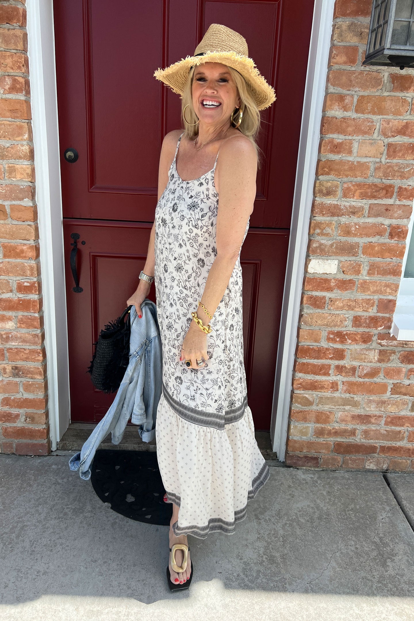 Reistor Flowy Maxi Dress in Black Florals