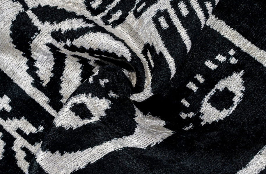 Handmade Velvet Throw Pillow With Black And White Abstract Eye Design - High-Quality 20x20 Inch Decorative Accent With Premium Down Feather Insert