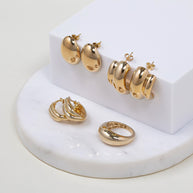 Zoe Lev 14K Gold Double Twist Oval Hoop Earrings
