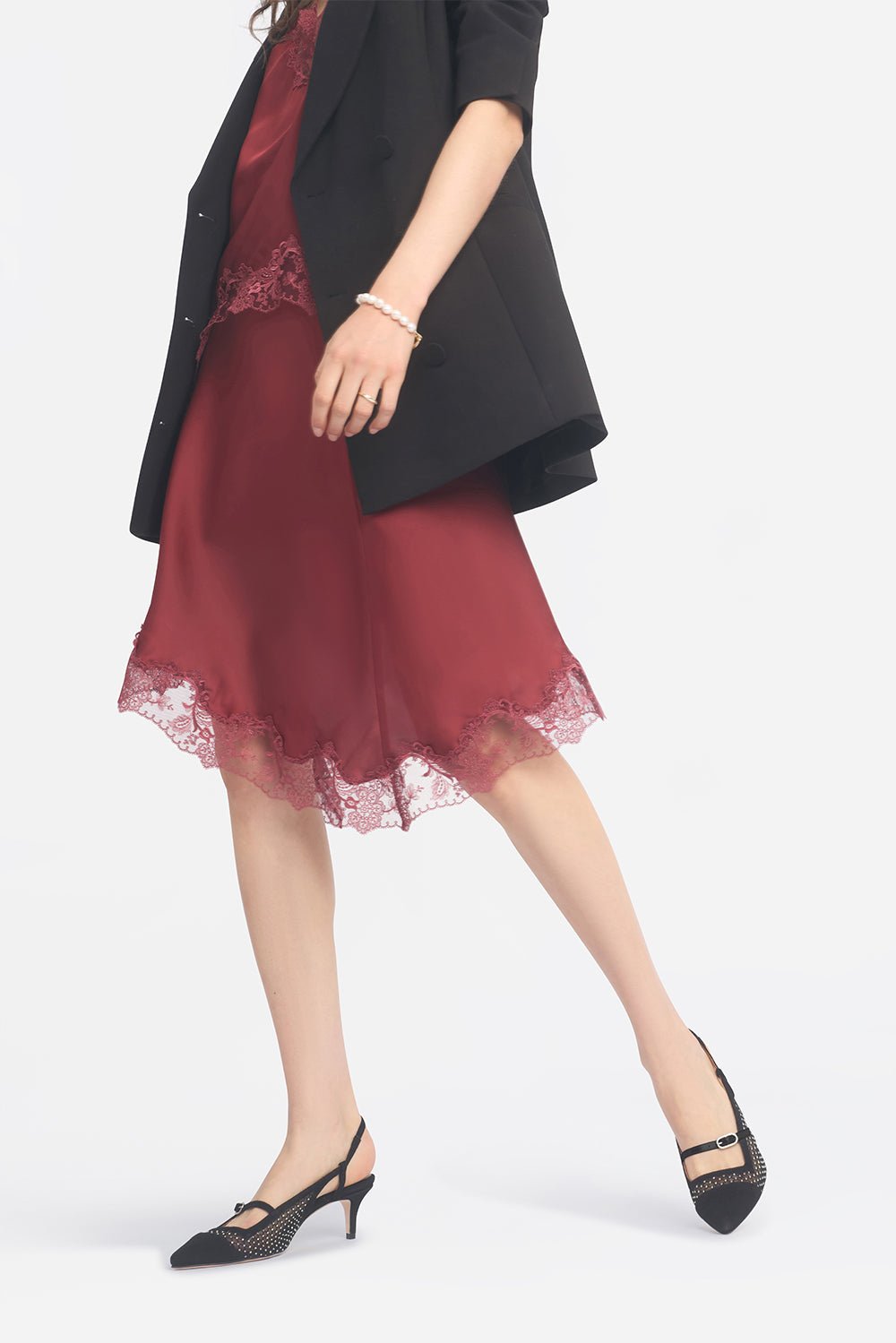 Joan Oloff Chloe Black