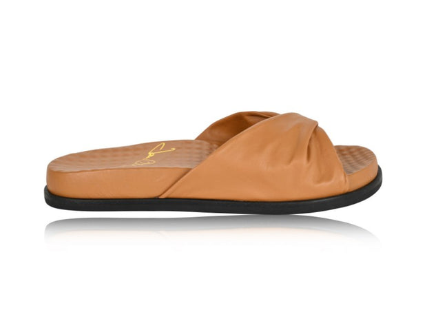 Joan Oloff Sadie Camel Soft Nappa