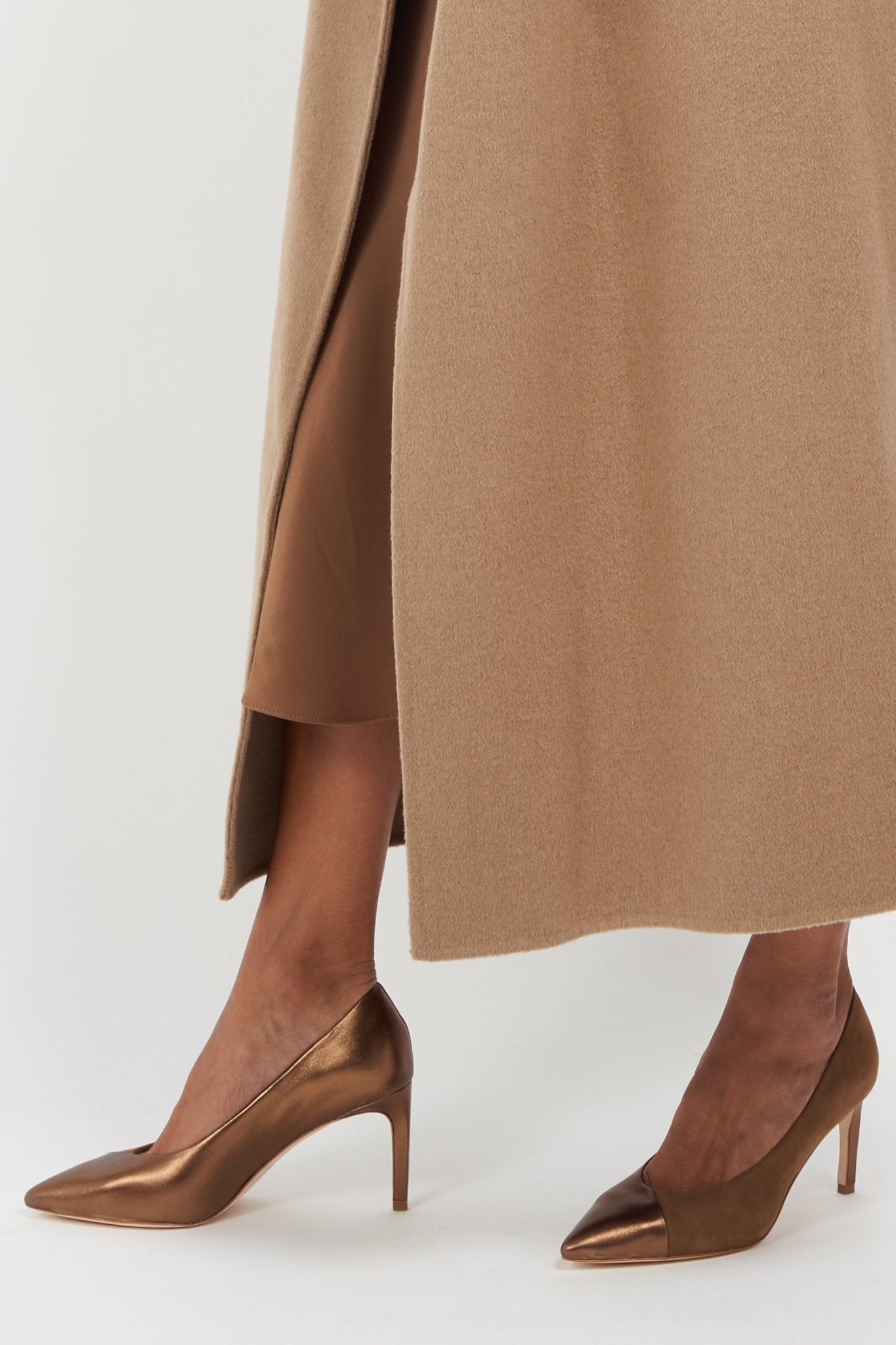 Joan Oloff Dominique Bronze