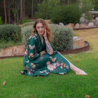 Ulivary Garden Crane Green Kimono Robe