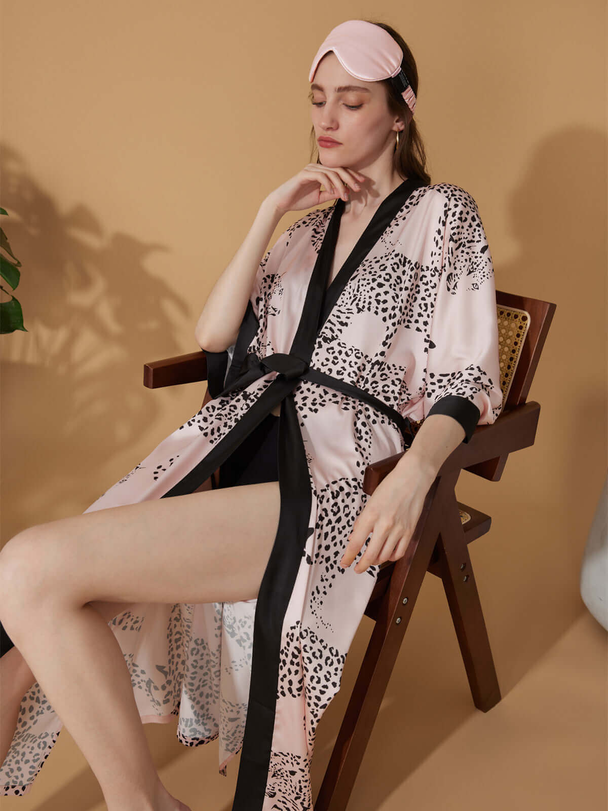 Ulivary Pink Leopard Kimono Robe