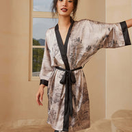 Ulivary Short Kimono Robe Ink Painting