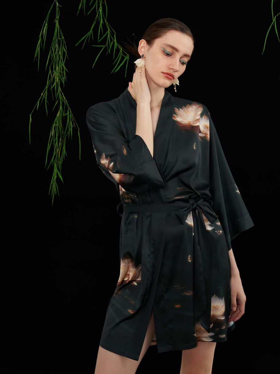 Ulivary Short Kimono Robe Golden Lotus